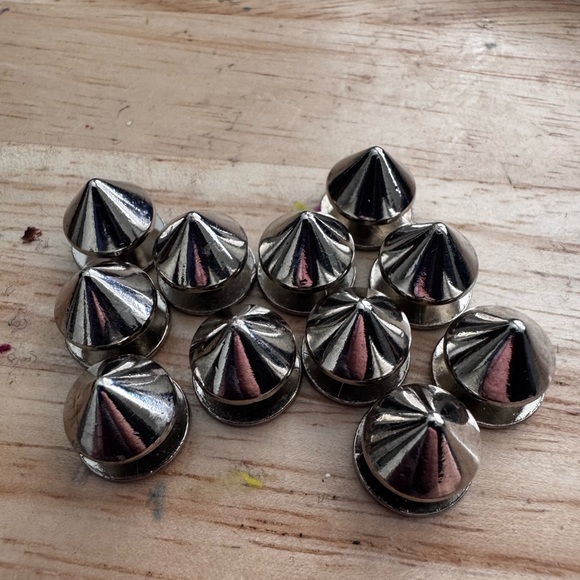 Accessories - Silver Cone Studs crocs shoe charms